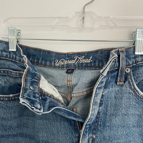 Universal Thread Women's Ripped Jeans - Picture 2 of 3